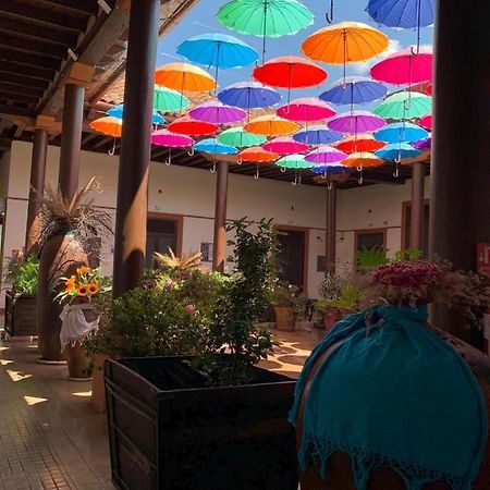Hotel Villa De Flores Uruapan  Dış mekan fotoğraf