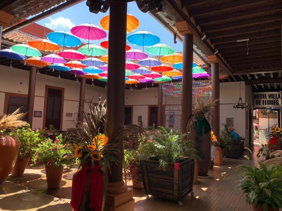 Hotel Villa De Flores Uruapan  Dış mekan fotoğraf